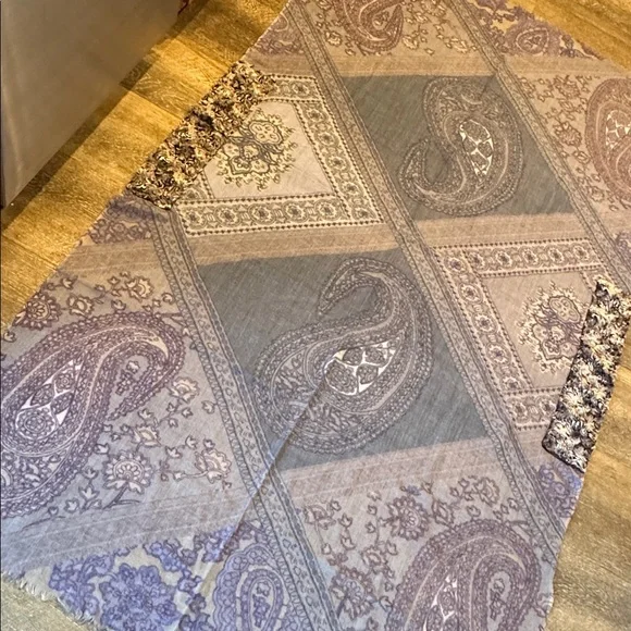 Paisley & Floral Gray Blue Purple Oversized Wool Wrap Scarf w/Faux Fur Accents - Picture 13 of 14